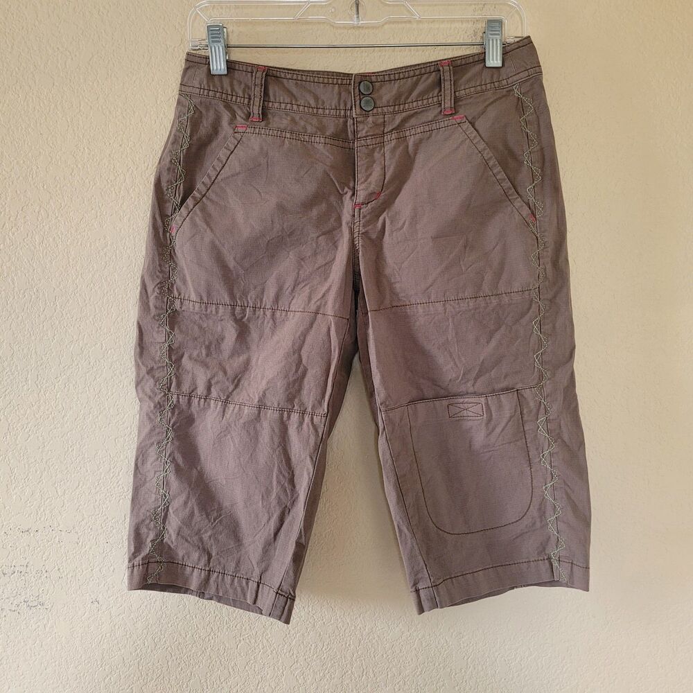 Title Nine Bermuda Hiking Brown Shorts Size 2 14” Inseam Outdoor Camping Pocket